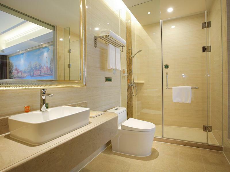Vienna Hotel Guangzhou Baiyun Airport ภายนอก รูปภาพ